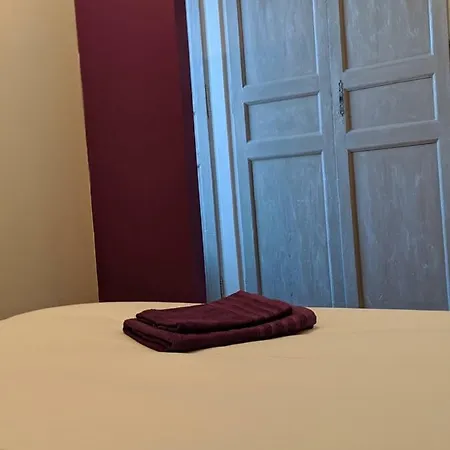 Nocleg ze śniadaniem Loge Montaigne 3*