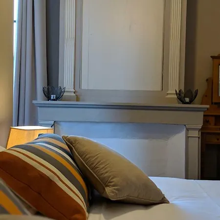 Loge Montaigne Nocleg ze śniadaniem 3*